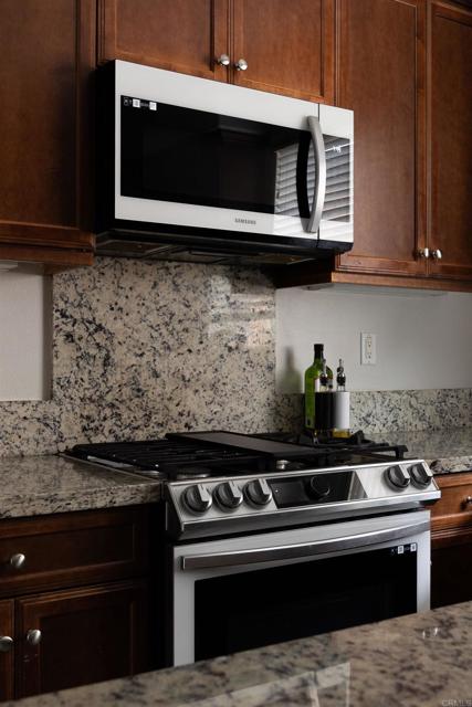 Detail Gallery Image 18 of 38 For 2860 Athens Rd #12,  Chula Vista,  CA 91915 - 4 Beds | 3/1 Baths