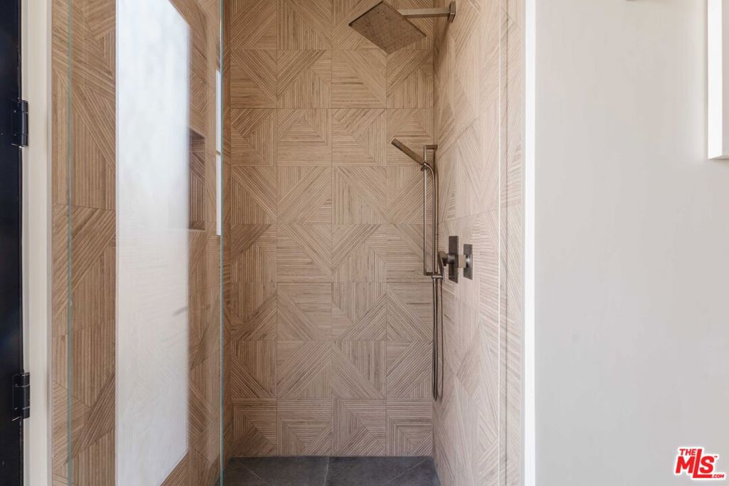 MLS #26846323 image #37