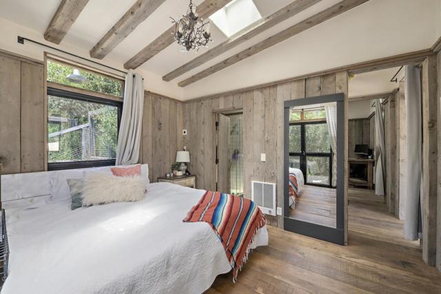 3 Vintage Court, Woodside CA: https://media.crmls.org/mediaz/f745aba2-7f1e-4de1-ba21-307b5b32119b.jpg