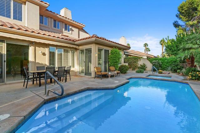 205 Kavenish Drive, Rancho Mirage CA: https://media.crmls.org/mediaz/f7477363-27a7-49ce-9f66-8b2690f60262.jpg