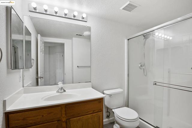 Image 15 of 29 For 4019 Villa Gomez Ln