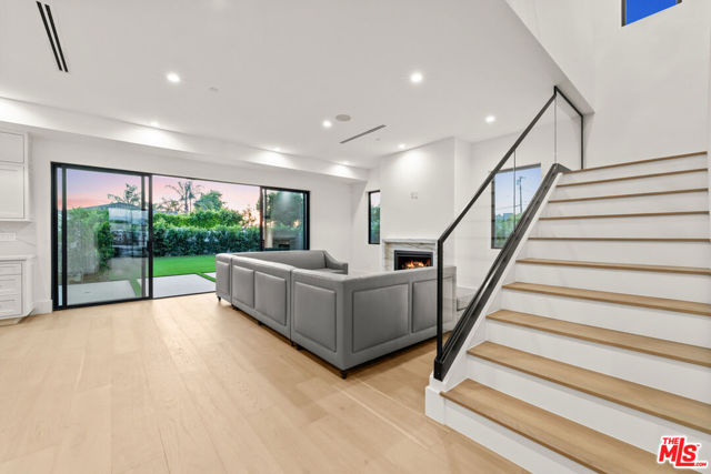8065 Lloyd Avenue, North Hollywood CA: https://media.crmls.org/mediaz/f7480765-28da-41bb-80d6-a337ed7c2548.jpg