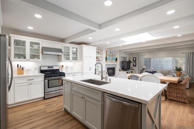 4874 Longford Street, San Diego CA: https://media.crmls.org/mediaz/f74857d2-90c9-4071-9804-95f34c75b5e7.jpg