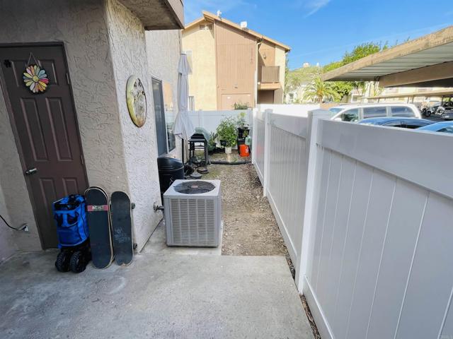 Image 11 of 14 For 12750 Laurel Street 504