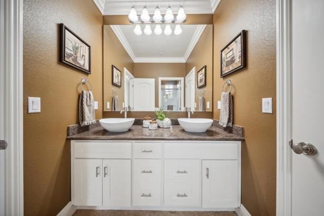 Image 31 of 57 For 2325 Olea Court