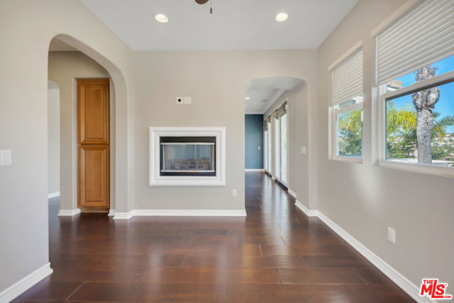 Image 34 of 69 For 25417 Magnolia Lane