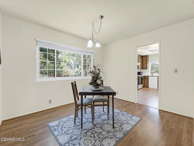 2031 Channelford Road, Westlake Village CA: https://media.crmls.org/mediaz/f74bf8ad-5c82-4262-88f1-0d614ae55ac6.jpg