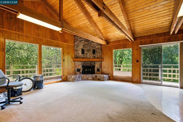 3363 Mcgraw Ln, Lafayette CA: https://media.crmls.org/mediaz/f74c4029-2f83-4aad-9b2e-67c86819287a.jpg