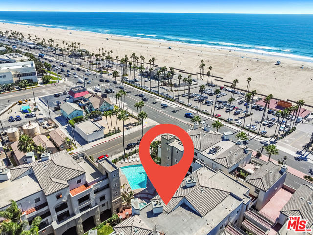 200 Pacific Coast Highway, Huntington Beach CA: https://media.crmls.org/mediaz/f74dd6e5-781b-47d7-b506-4ad81260b4c4.jpg