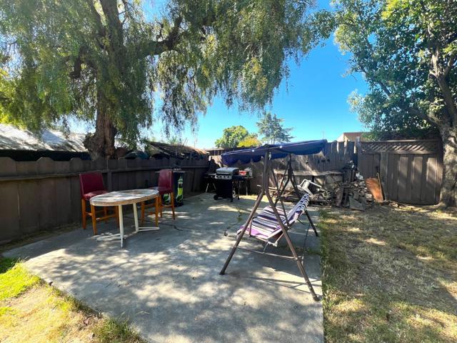 75 S Cragmont Avenue, San Jose CA: https://media.crmls.org/mediaz/f74f5bde-ad16-4508-93be-81475f9f3f17.jpg
