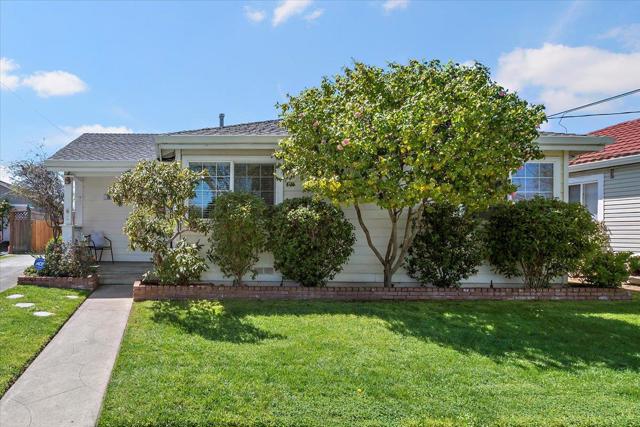 20 S Kingston Street, San Mateo CA: https://media.crmls.org/mediaz/f74fe8f7-b618-4423-a4e0-388aed5fc533.jpg