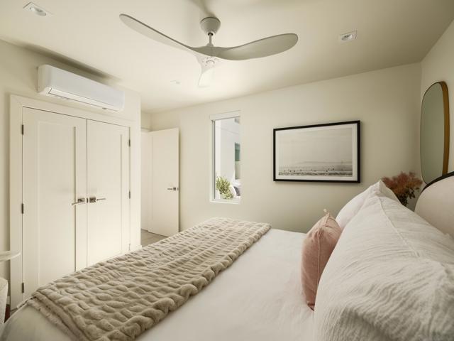 Image 45 of 67 For 2841 Bayside Walk