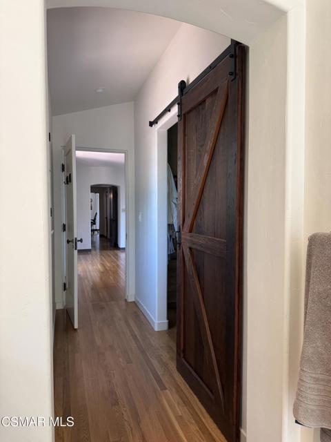 1979 Allen Avenue, Altadena CA: https://media.crmls.org/mediaz/f752ba04-ce74-4d70-9d4a-2da62377792c.jpg
