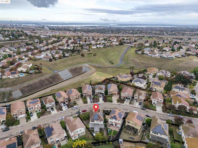 4586 Donegal Way, Antioch CA: https://media.crmls.org/mediaz/f7533e37-30ee-482e-94c8-1eb56f669e25.jpg
