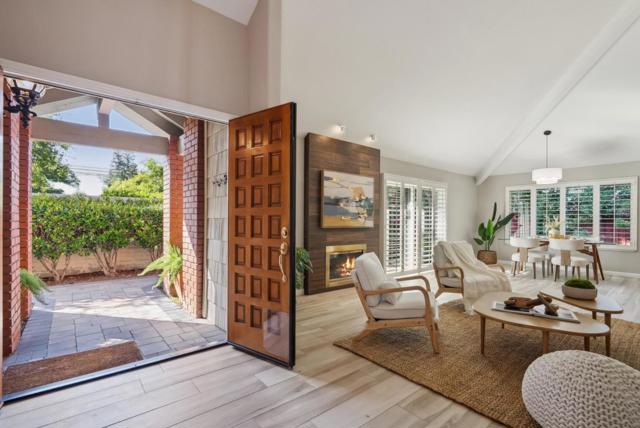 18891 Biarritz Lane, Saratoga CA: https://media.crmls.org/mediaz/f7535d16-9ac1-46d3-9d28-1c2ac54ce76f.jpg