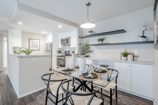 1689 Via Laguna, San Mateo CA: https://media.crmls.org/mediaz/f75415b6-6822-4fb3-aba5-61450b956c02.jpg