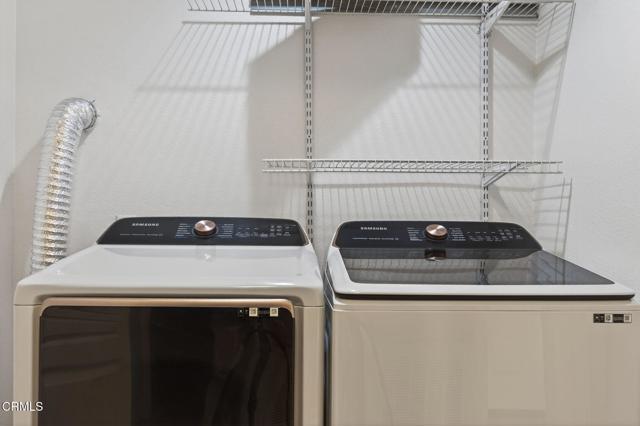 1423 Windshore Way, Oxnard CA: https://media.crmls.org/mediaz/f7556093-a214-40bb-a942-99293bd27bde.jpg