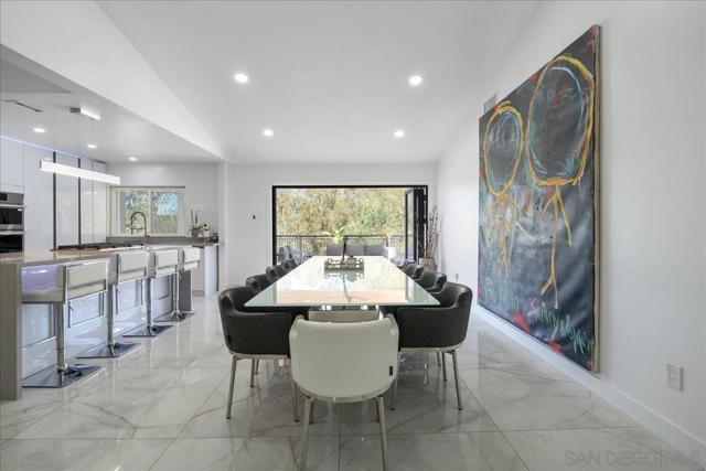 6626 Tuxedo Rd, San Diego CA: https://media.crmls.org/mediaz/f7559335-f8cf-4d01-b056-32384439bd5a.jpg
