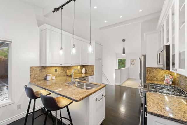 2937 San Juan Boulevard, Belmont CA: https://media.crmls.org/mediaz/f755b0d1-9117-4387-8a11-8af64b7b8887.jpg