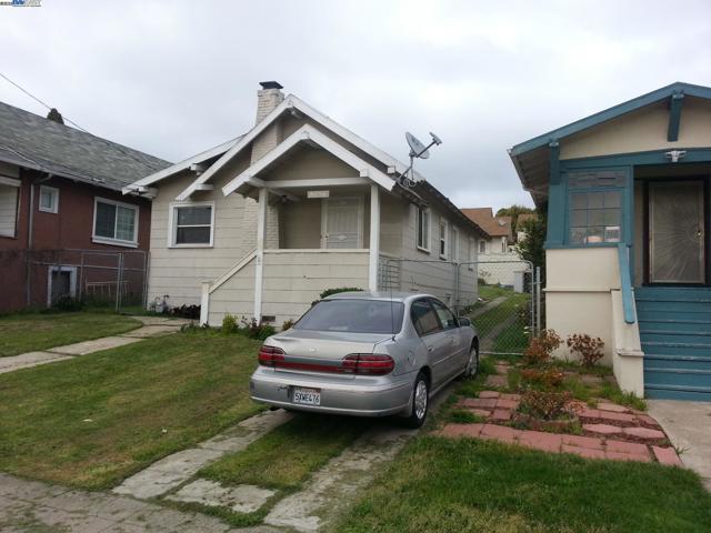4056 Santa Rita St, Oakland CA: https://media.crmls.org/mediaz/f75693c4-d880-47f1-916a-58050bcf3087.jpg