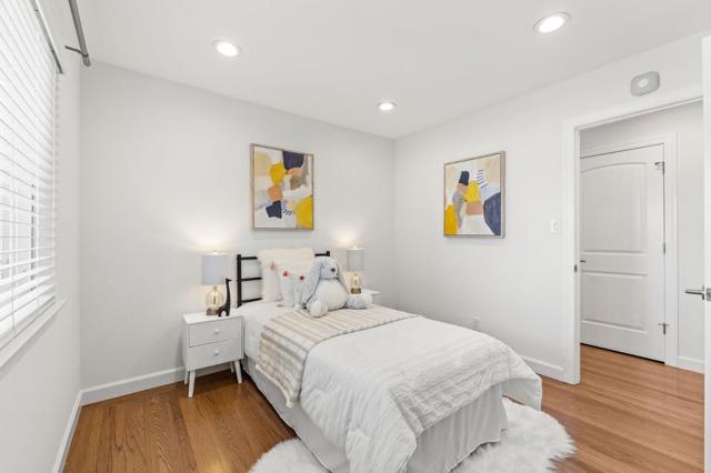 14 Herbert Lane, Campbell CA: https://media.crmls.org/mediaz/f7582913-f101-4b65-81a9-ab530f30e07a.jpg