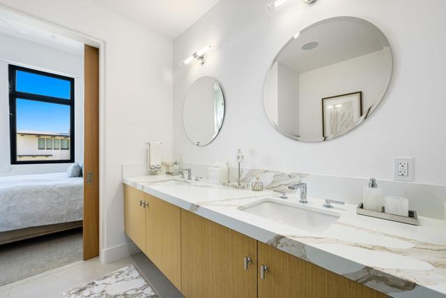 61993 Fullerton Dr, Thermal CA: https://media.crmls.org/mediaz/f758c681-75fd-40db-a01c-028b18ab8cb9.jpg