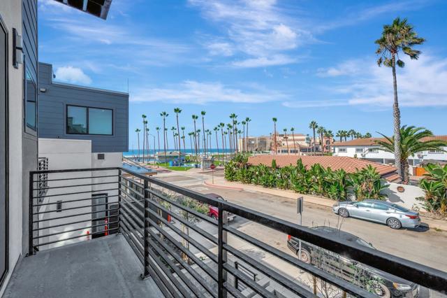 109 Daisy, Imperial Beach CA: https://media.crmls.org/mediaz/f7593c6c-9de5-4b9b-984f-c6a380751203.jpg