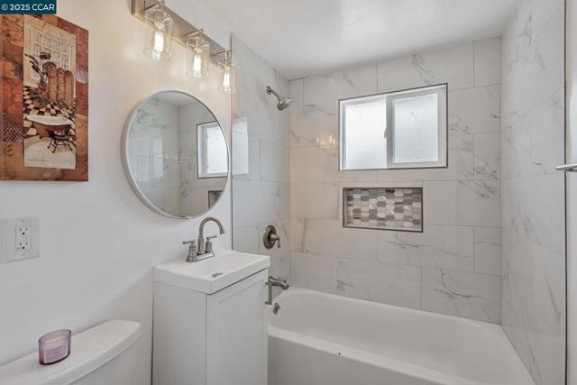 259 Los Altos Pl, American Canyon CA: https://media.crmls.org/mediaz/f759dae7-01c9-461b-9d05-e375b1f0ec8a.jpg