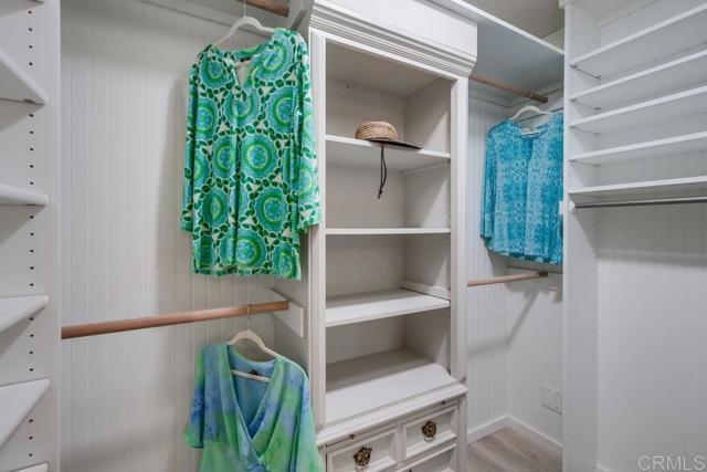 276 N El Camino Real, Oceanside CA: https://media.crmls.org/mediaz/f75a7b4f-4968-4d7f-999c-3b9000d0c61f.jpg
