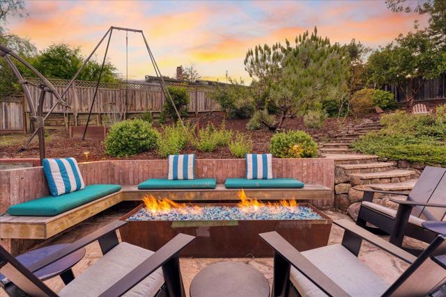 111 Esmeralda Drive, Santa Cruz CA: https://media.crmls.org/mediaz/f75afa8e-3535-4e70-b38c-b801fefd3b95.jpg