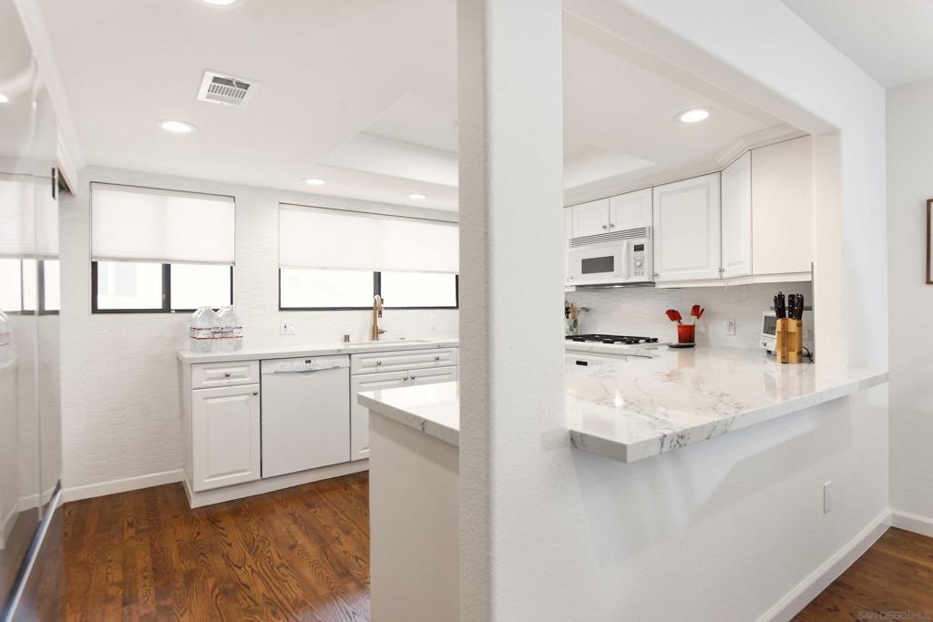 MLS #250043614SD image #18