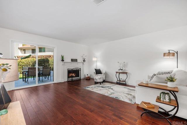 Detail Gallery Image 6 of 49 For 6561 Corte Cisco, Carlsbad,  CA 92009 - 3 Beds | 2/1 Baths