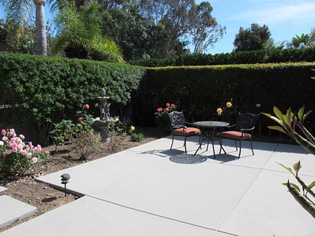 Detail Gallery Image 3 of 42 For 7245 Carpa Court, Carlsbad,  CA 92009 - 3 Beds | 2 Baths