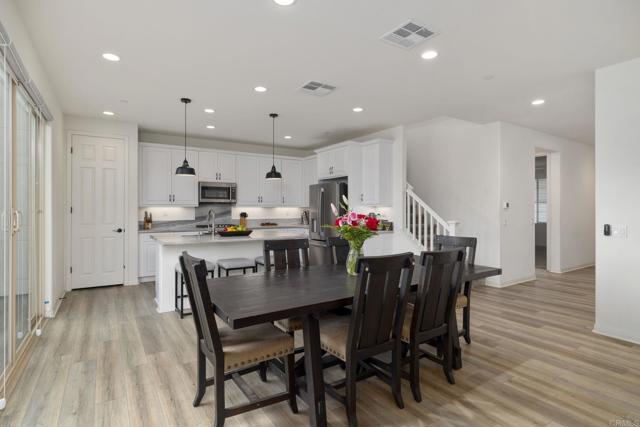 Image 7 of 27 For 27924 Barley Ct.