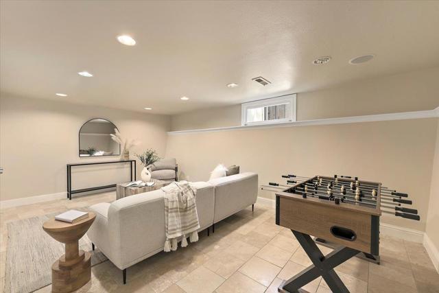 302 Los Gatos Boulevard, Los Gatos CA: https://media.crmls.org/mediaz/f75e739e-242e-4601-8799-d395405ded0e.jpg
