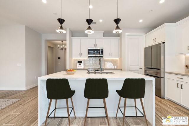 51630 Avenida Villa, La Quinta CA: https://media.crmls.org/mediaz/f75f0292-3c3c-42cf-aa51-6514ff15c5e8.jpg