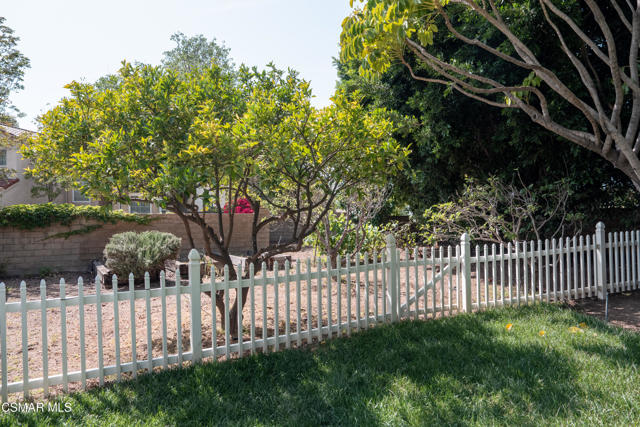 4540 Road Mill Valley Road, Moorpark CA: https://media.crmls.org/mediaz/f75f2451-c647-452d-b9d2-2695b8c3adfc.jpg