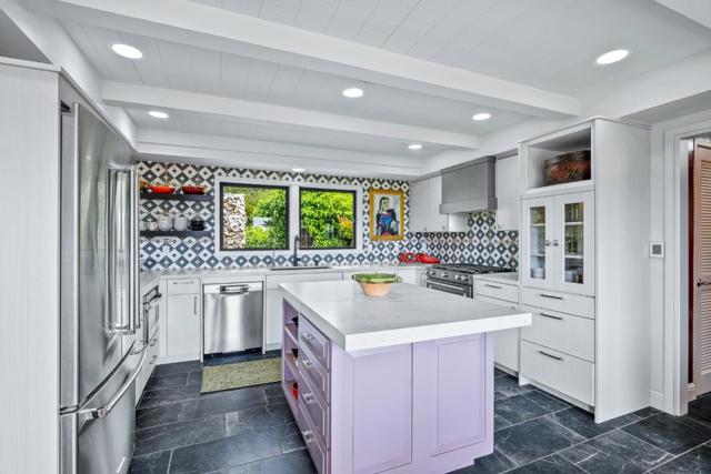 25550 Rio Vista Drive, Carmel CA: https://media.crmls.org/mediaz/f75f6e77-28fe-472a-abd0-4d1ca8bd2e65.jpg