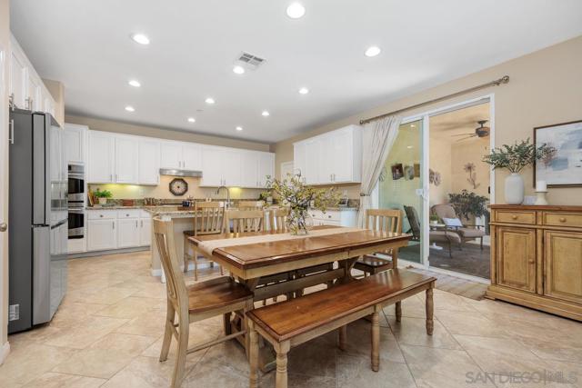 17253 4S Ranch Parkway, San Diego CA: https://media.crmls.org/mediaz/f7605e0f-c9aa-4693-9f1f-dd85da235bb2.jpg