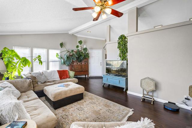 Detail Gallery Image 6 of 23 For 909 Richland Rd Spc 50,  San Marcos,  CA 92069 - 3 Beds | 2 Baths