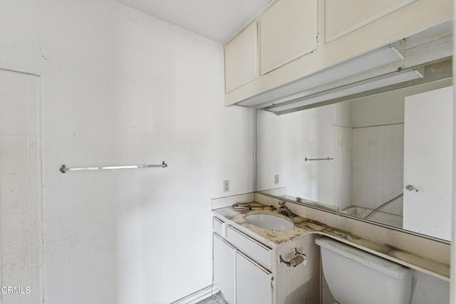 Detail Gallery Image 14 of 24 For 4651 Alamo St #F,  Simi Valley,  CA 93063 - 2 Beds | 2 Baths