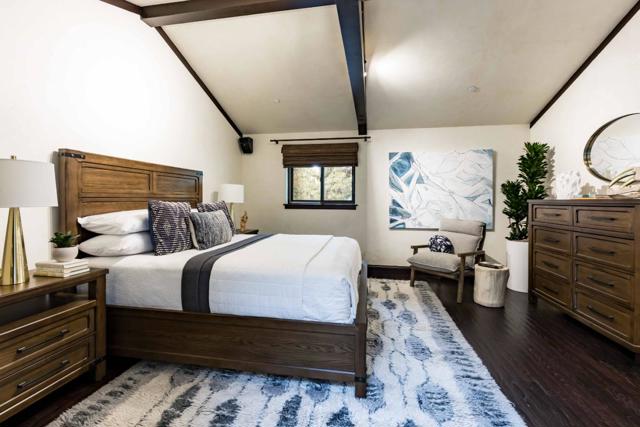 40 Tagus Court, Portola Valley CA: https://media.crmls.org/mediaz/f762b0d0-4e4c-43a5-95d3-d4eb6e87ded4.jpg