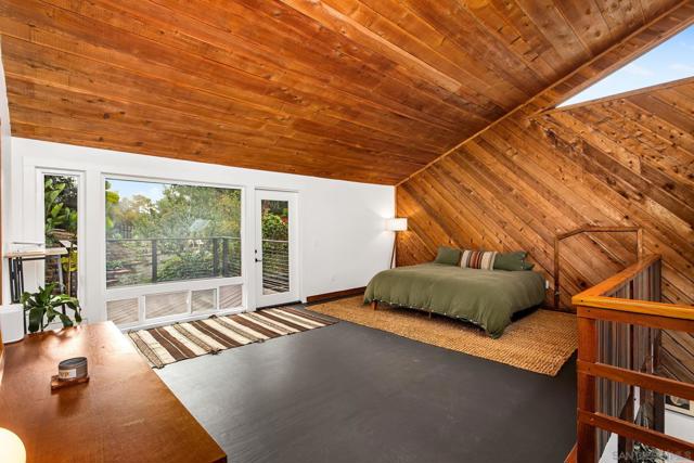 4021 Bernice Dr, San Diego CA: https://media.crmls.org/mediaz/f7667400-1b7f-4b39-b018-46f0df8df809.jpg