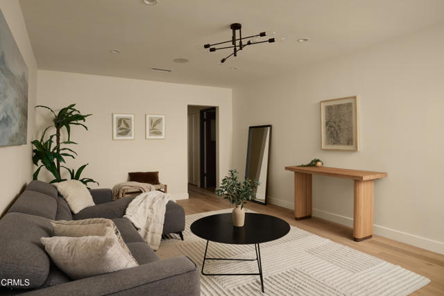 6900 Lurline Avenue, Los Angeles CA: https://media.crmls.org/mediaz/f766b220-7d94-4b8f-97ca-513404402bab.jpg