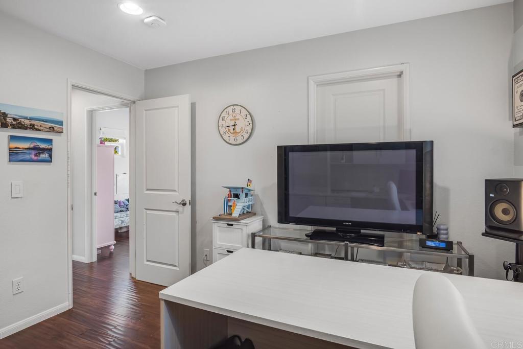 1157 Alexandra Lane - photo 18