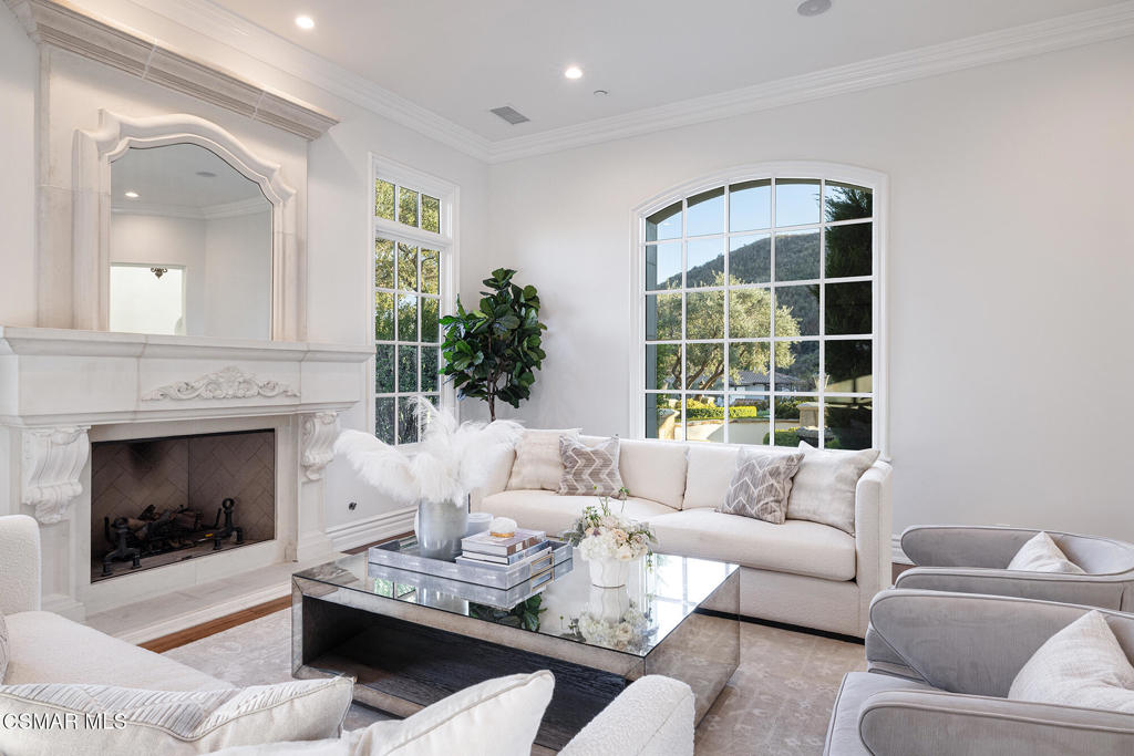 MLS #226003928 image #4