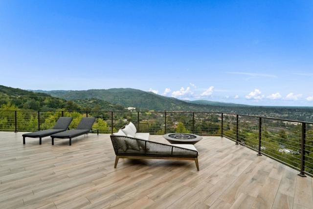 17808 Tourney Road, Los Gatos CA: https://media.crmls.org/mediaz/f767aa77-2935-4c0f-a0c0-9986e3b2b0c4.jpg