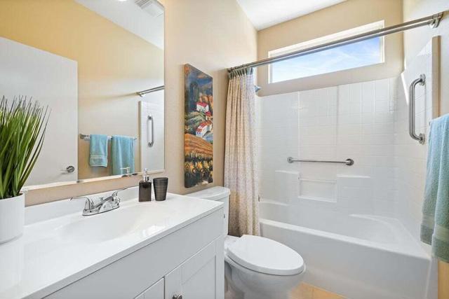 37261 Medjool Avenue, Palm Desert CA: https://media.crmls.org/mediaz/f76805bd-ba42-4b09-8554-2762603fd844.jpg