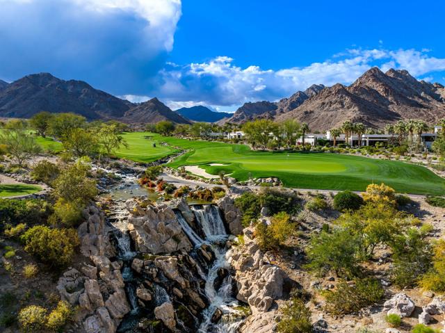 79235 Tom Fazio N Lane, La Quinta CA: https://media.crmls.org/mediaz/f7689522-9054-4867-b230-723182df153f.jpg