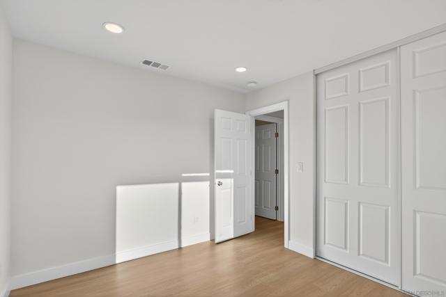 4060 Rosarita Dr, La Mesa CA: https://media.crmls.org/mediaz/f76947c3-0bcd-4e1e-80f3-97d0fbe1e41b.jpg